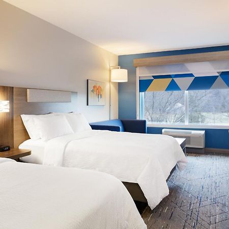 Holiday Inn Express & Suites Gonzales By Ihg Bagian luar foto